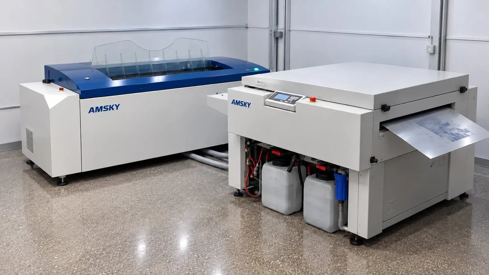 Filmadora de placas AMSKY CTP junto a su procesadora